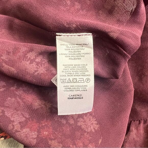 Loft Burgundy Floral V Neck Peplum Blouse - Picture 9 of 10